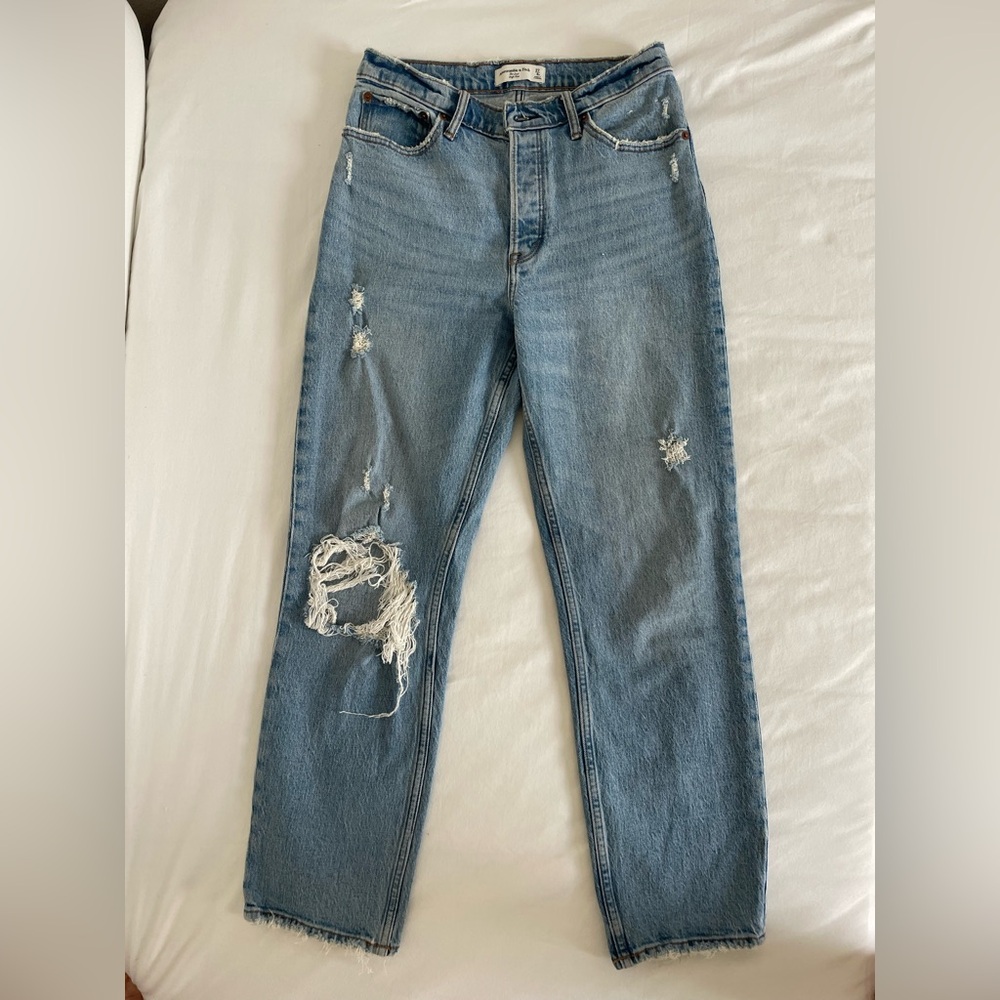 Abercrombie & Fitch Light Blue High-Rise Dad Jeans